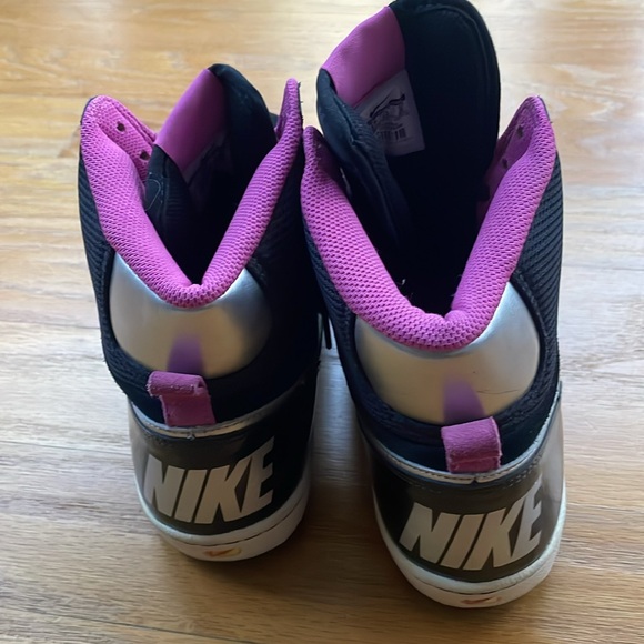 Size 11 - Nike Terminator Hi Black, Club Pink, Metallic Silver, White like new - Picture 4 of 12
